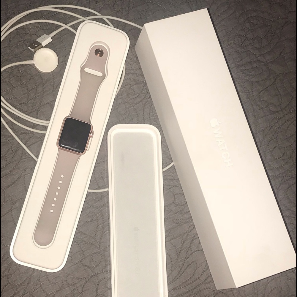 Series 3 Apple Watch Rose Gold with lavender band